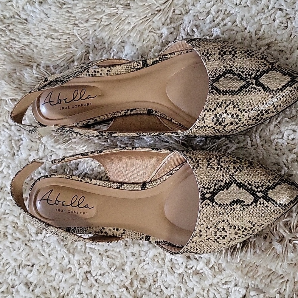 Abella Snake Skin Pointed Toe Flats